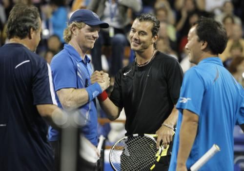 2010-07-25t073115z_01_dlm130_rtridsp_3_tennis-men_reuters