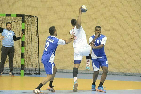 جانب من إحدى مباريات الدوري العماني