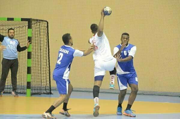 جانب من إحدى مباريات الدوري العماني