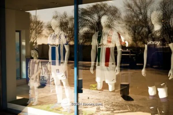 ?i=corr%2f112%2fkoo_112793