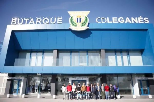 ?i=corr%2f112%2fkoo_112794