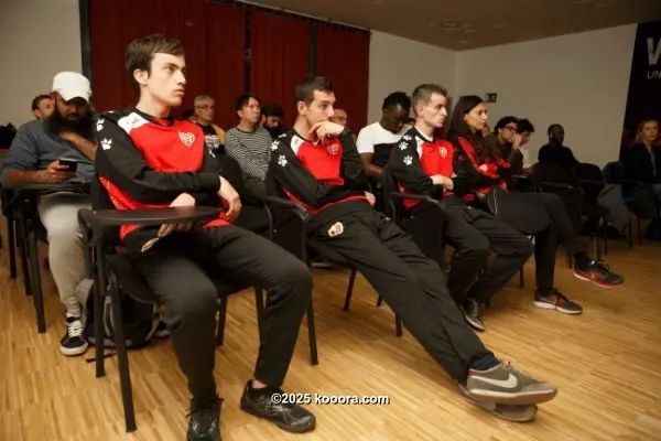 ?i=corr%2f112%2fkoo_112880