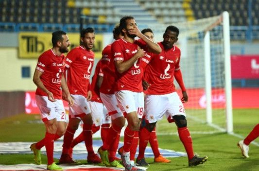 لاعبو الأهلي 