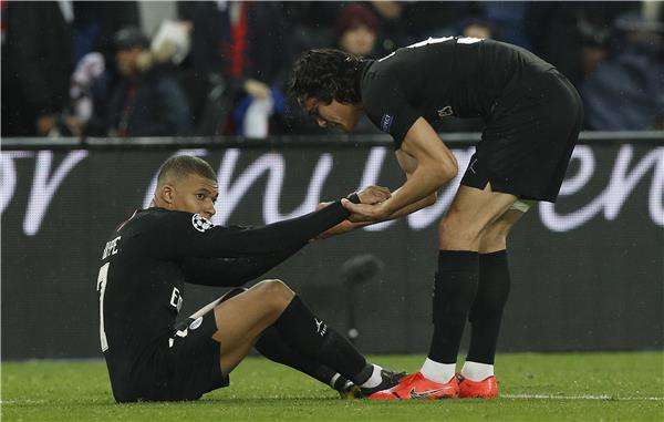 خيبة أمل لاعبي باريس