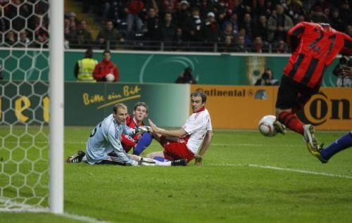 2010-10-27t175654z_01_ad09_rtridsp_3_soccer-germany_reuters