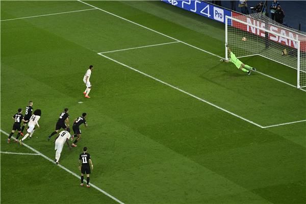 ركلة جزاء مانشستر