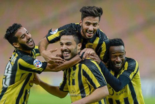 لاعبو الاتحاد