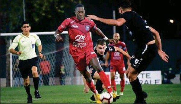 سليمان أنيه