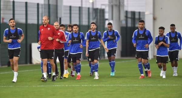 منتخب الإمارات الأولمبي