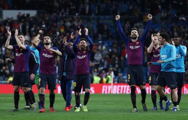 لاعبو برشلونة