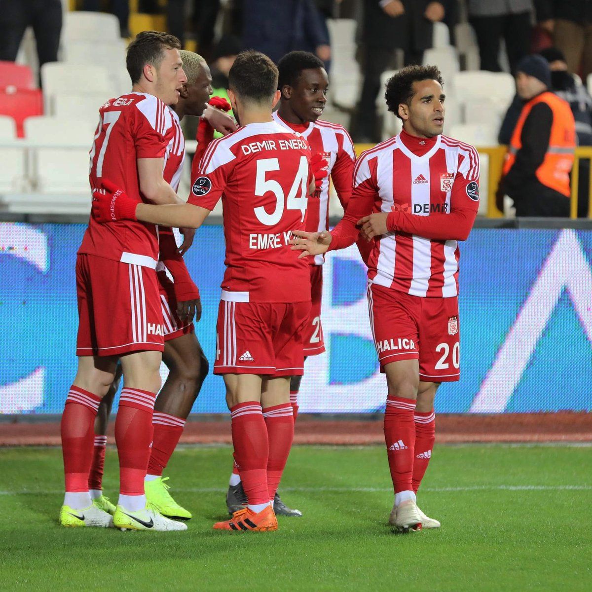 لاعبو سيفاس سبور