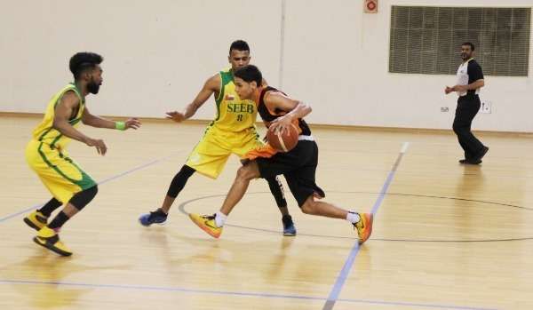 من الدوري العماني لكرة السلة 