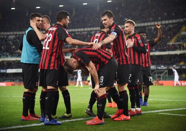 لاعبو ميلان