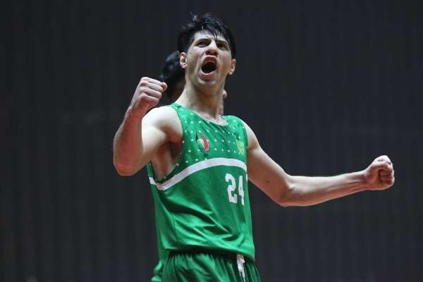 النفط استهل البطولة بانتصار عريض