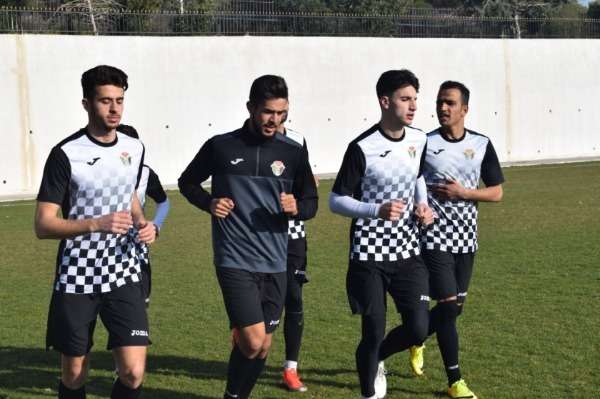 من تدريبات المنتخب الأولمبي