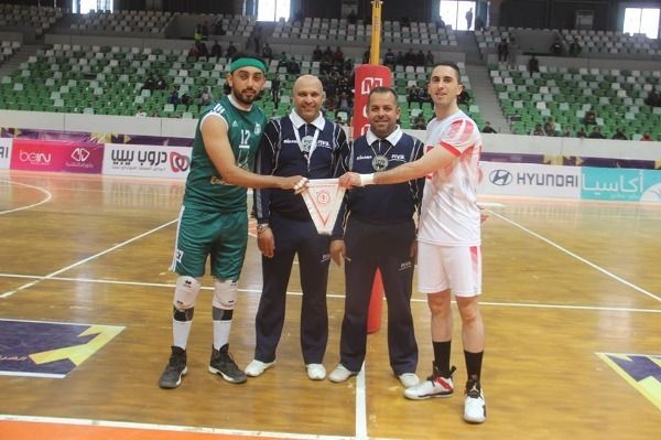 قبل انطلاق اللقاء