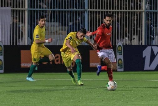 من لقاء الذهاب بين الفريقين