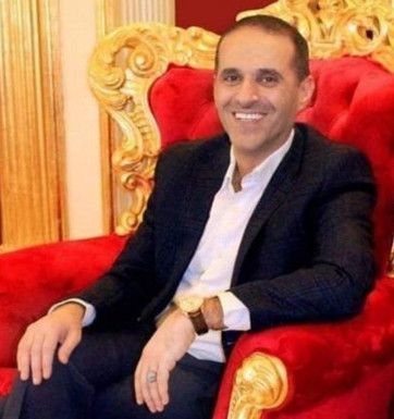 رائد النادر