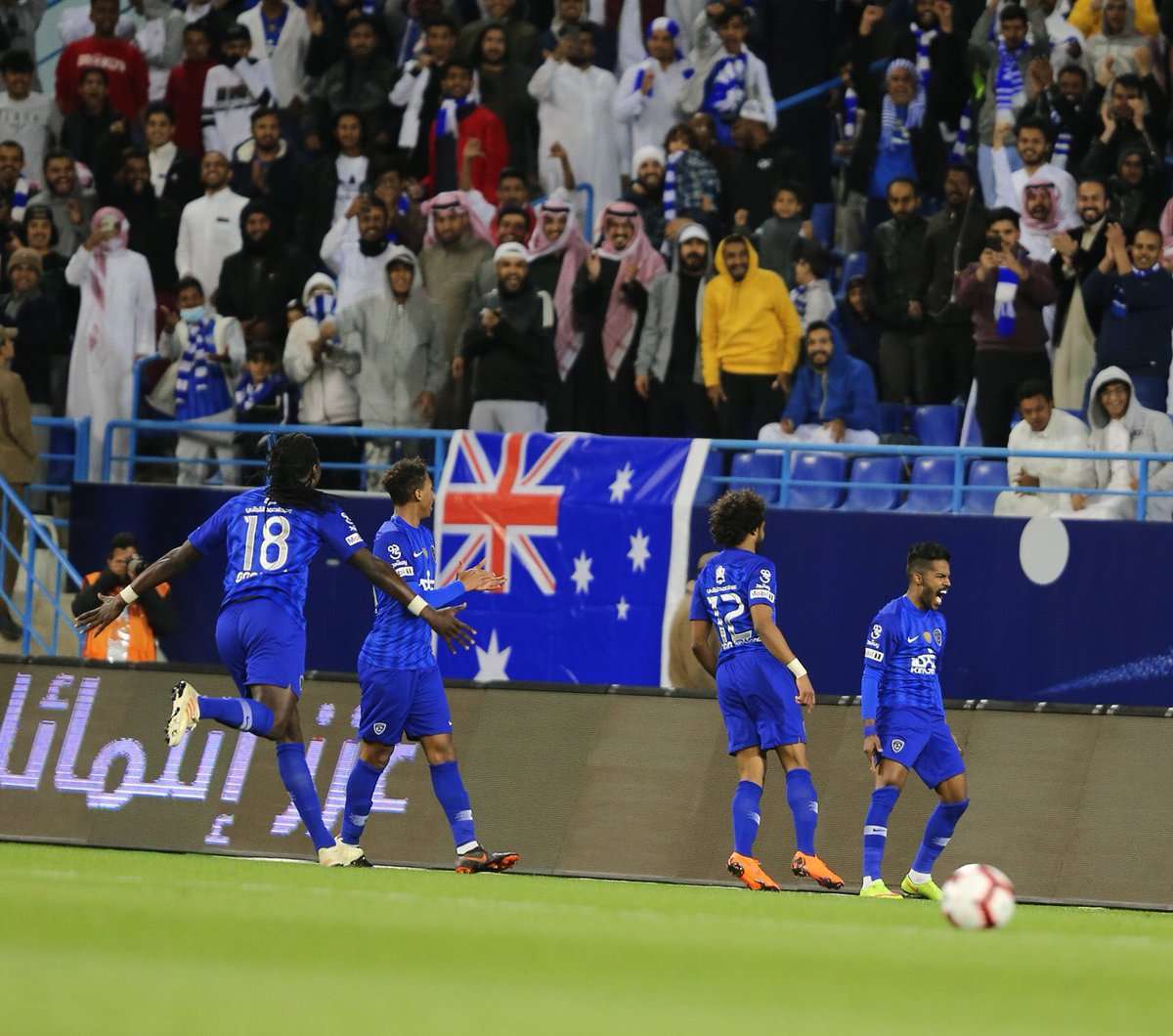 لاعبو الهلال