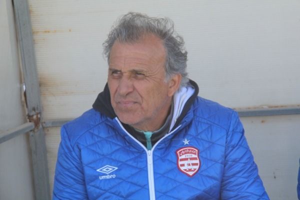 فيكتور زفونكا في مباراة اليوم في مركب باردو 