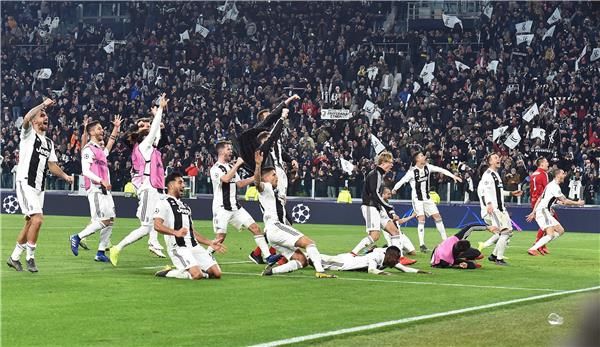فرحة لاعبي يوفنتوس