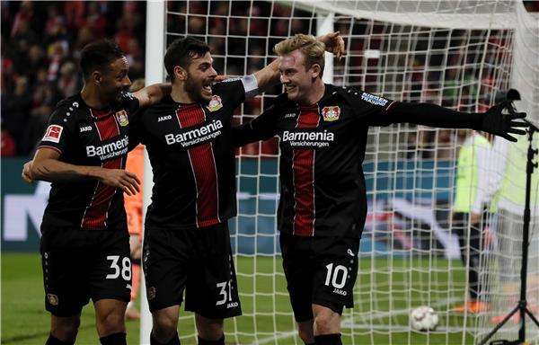 براندت مع فريقه