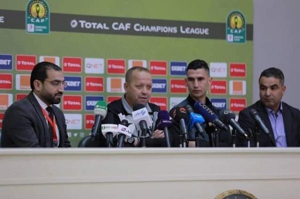 الزاوي خلال المؤتمر الصحفي