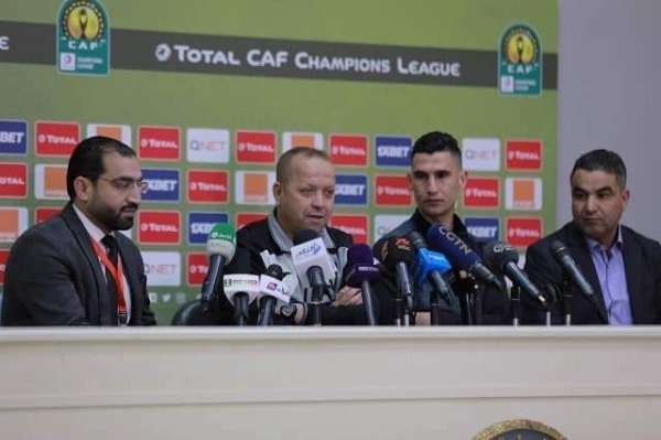 الزاوي خلال المؤتمر الصحفي