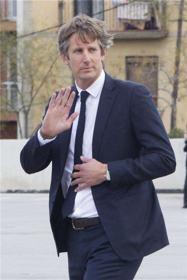 فان دير سار