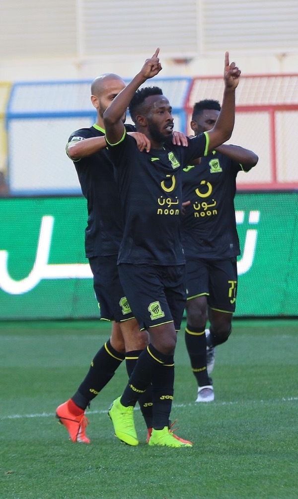 فرحة المولد بتسجيل الهدف 