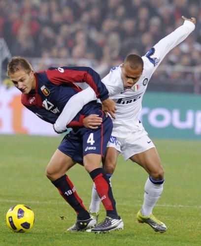 2010-10-29t192756z_01_sre301_rtridsp_3_soccer-italy_reuters