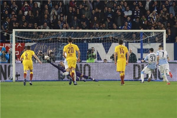 من مباراة روما وسبال