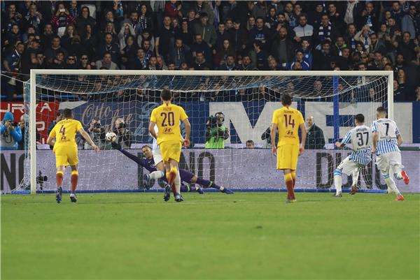 من مباراة روما وسبال