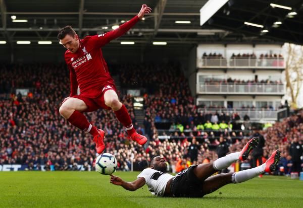 جانب من لقاء ليفربول وفولهام 