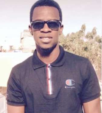  الشيخ عمر فال