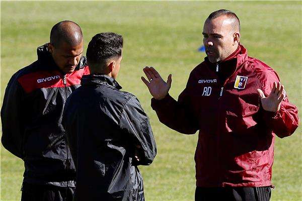 جانب من التدريبات