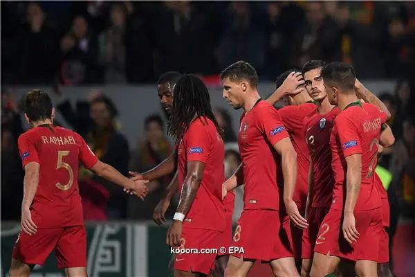 ?i=epa%2fsoccer%2f2018-11%2f2018-11-20%2f2018-11-20-07180268_epa