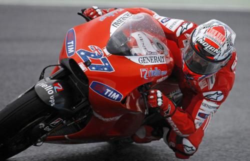 2010-10-30t105856z_01_jmr07_rtridsp_3_motorcycling-prix_reuters