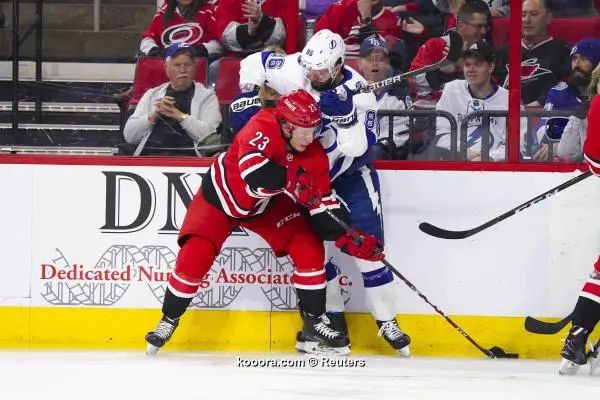 ?i=reuters%2f2019-03-22%2f2019-03-22t010902z_1897607641_nocid_rtrmadp_3_nhl-tampa-bay-lightning-at-carolina-hurricanes_reuters