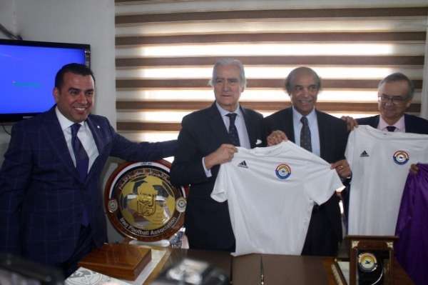 جانب من الزيارة