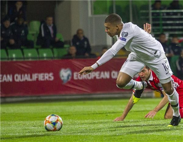 كيليان مبابي