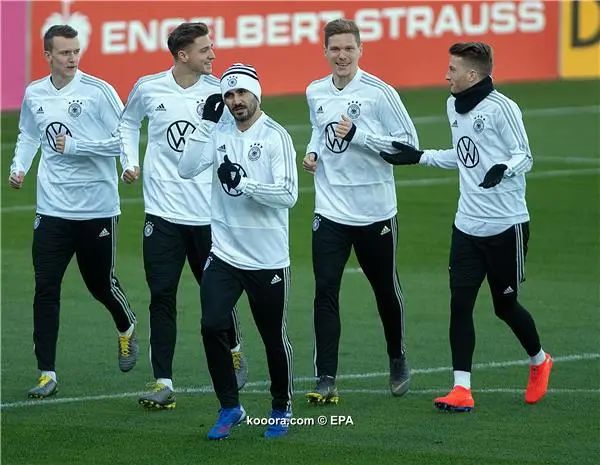 ?i=epa%2fsoccer%2f2019-03%2f2019-03-18%2f2019-03-18-07447187_epa