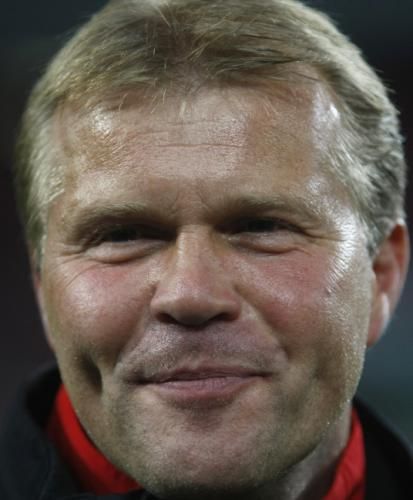 2010-10-26t172133z_01_cgn03_rtridsp_3_soccer-germany_reuters