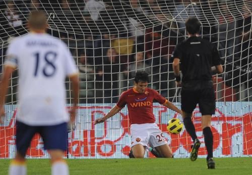 2010-10-30t174800z_01_rom504_rtridsp_3_soccer-italy_reuters