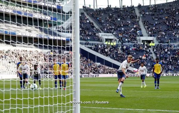 ?i=reuters%2f2019-03-24%2f2019-03-24t152750z_1862351791_rc1e95f0c070_rtrmadp_3_soccer-england-tot-sou-under18_reuters