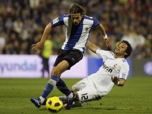 2010-10-30t201624z_01_hjk14_rtridsp_3_soccer-spain_reuters