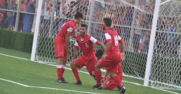 فرحة لاعبي بيت حانون