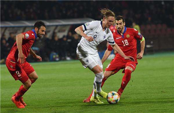 فنلندا وأرمينيا