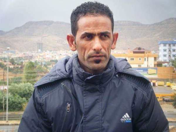 علي خلف