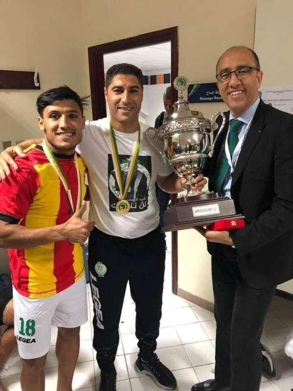 الزيات مع كأس السوبر الإفريقي